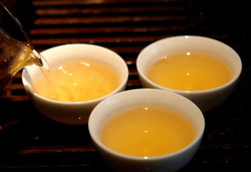 普洱茶的湯色為何是這樣的？