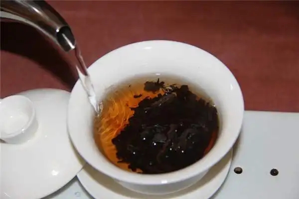 為什么你泡的熟茶，湯色像醬油？