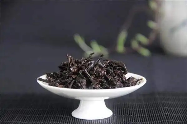 判斷普洱茶是不是好料，只看一個地方！