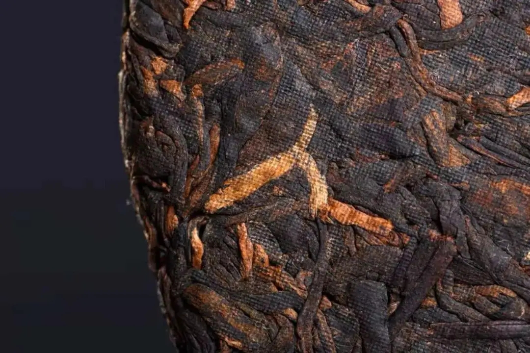 易武熟茶，當(dāng)屬易武地道發(fā)酵